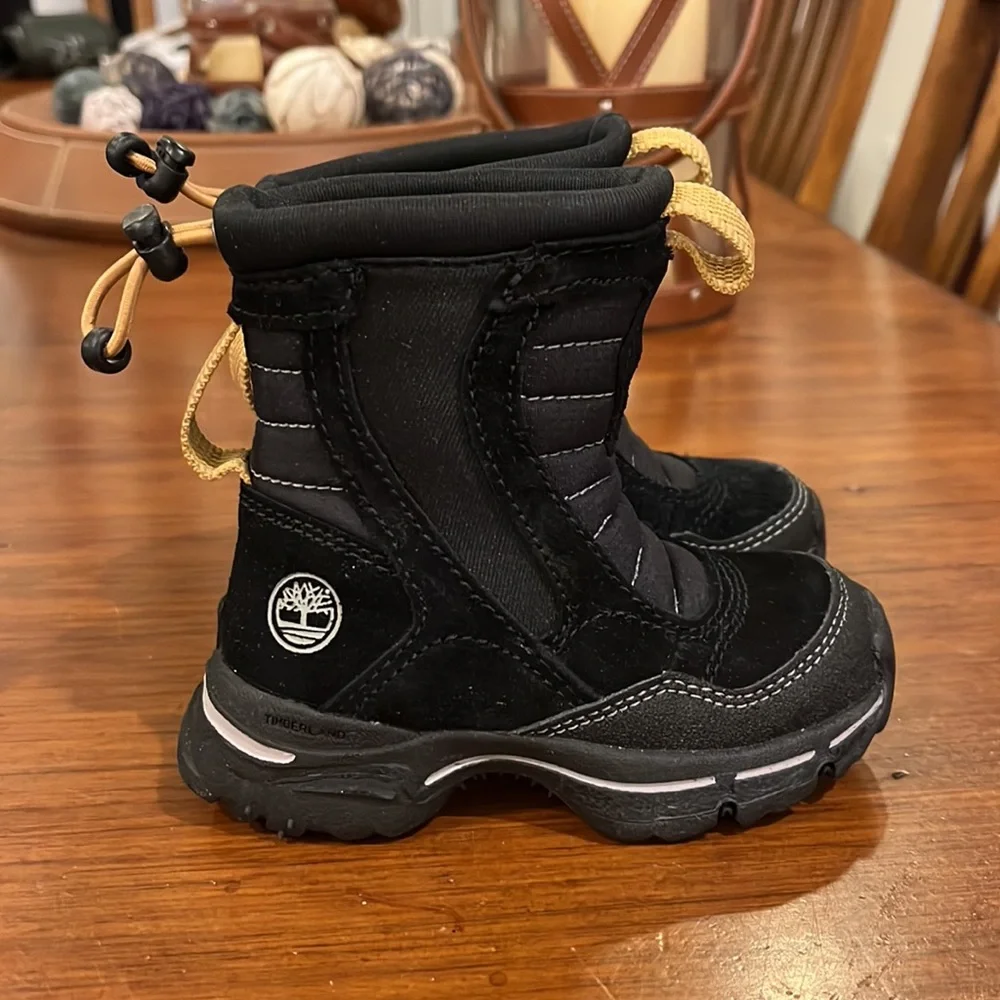 Timberland Slush Buster Winter boots new black Toddlers Boys Girls Size 5